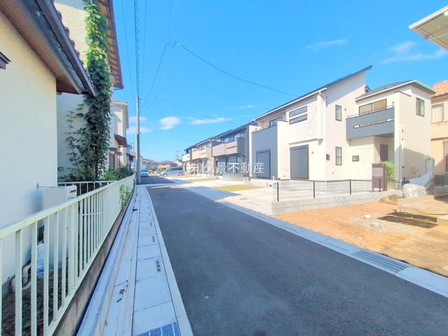 《仲介手数料無料》上尾市二ツ宮889(3号棟)新築一戸建てブルーミングガーデン