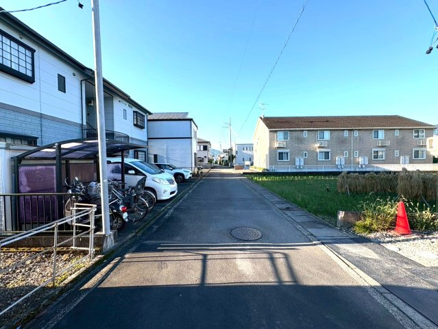 静岡市葵区新伝馬３期　新築戸建　全３棟　C号棟の前面道路含む現地写真|2025/10/28撮影