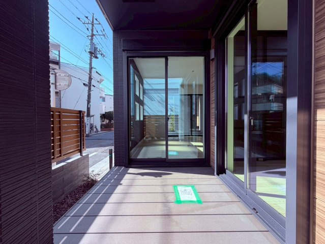 【その他】 | 練馬区豊玉南２丁目　新築戸建て　Ｂ号棟 | テラスは日常を少し特別に彩るくつろぎのアウトドア空間