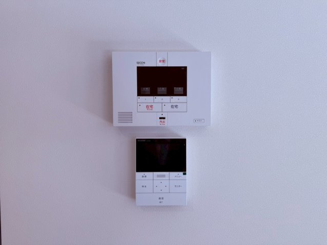 【防犯設備】 | 練馬区豊玉南２丁目　新築戸建て　Ｂ号棟 | TVモニター付きインターホンを搭載し、防犯面にも配慮しました