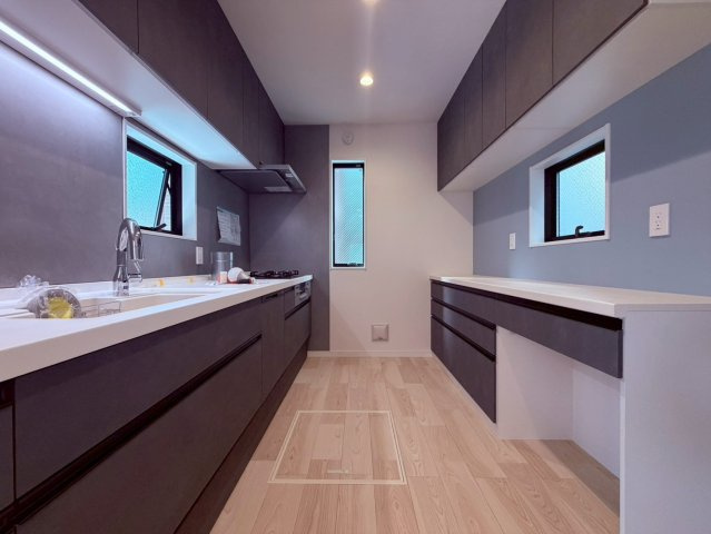 【キッチン】 | 練馬区豊玉南２丁目　新築戸建て　Ｂ号棟 | 使い勝手の良いキッチンで調理器具等をすっきり整理できます