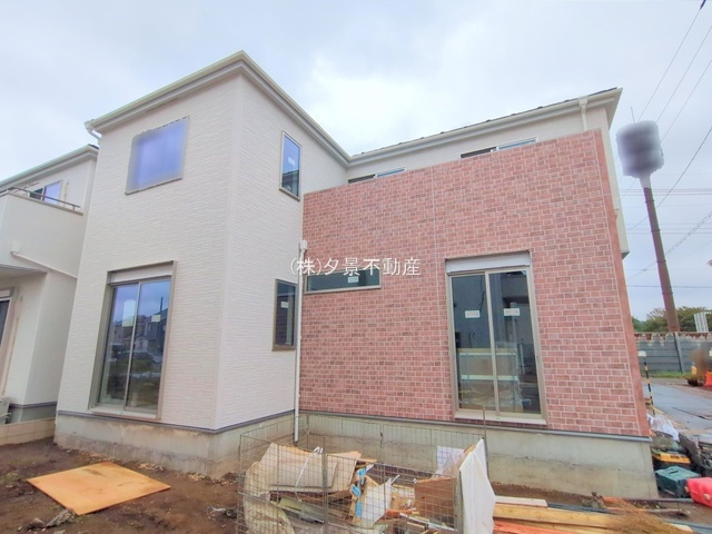 《仲介手数料無料》上尾市大字瓦葺671-9新築一戸建てグラファーレ