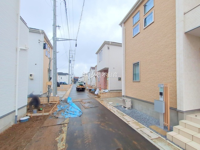 《仲介手数料無料》上尾市大字瓦葺671-9新築一戸建てグラファーレ