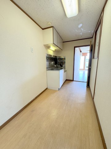 ユー18ビルの居間・リビング