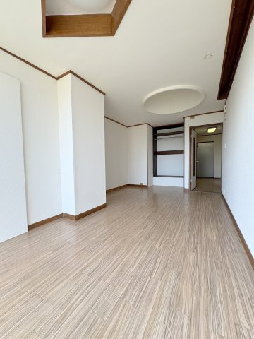 ユー18ビルの居間・リビング