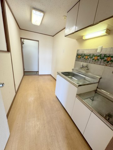 ユー18ビルの玄関