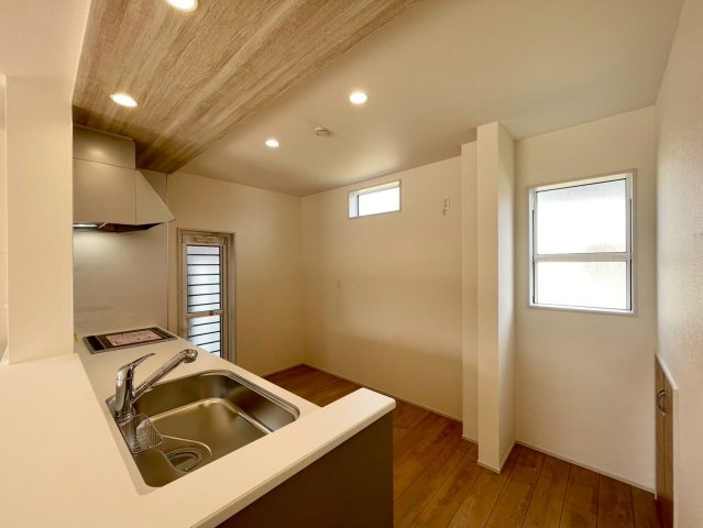 【キッチン】 | 高崎市下佐野町　2号棟