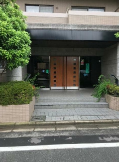 【エントランス】