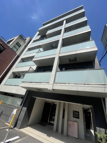 TIDA西新宿の外観