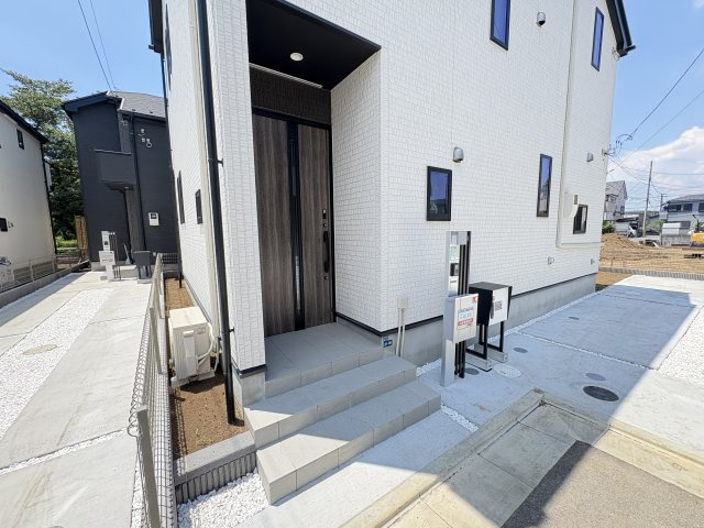 Kolet昭島拝島町のエントランス