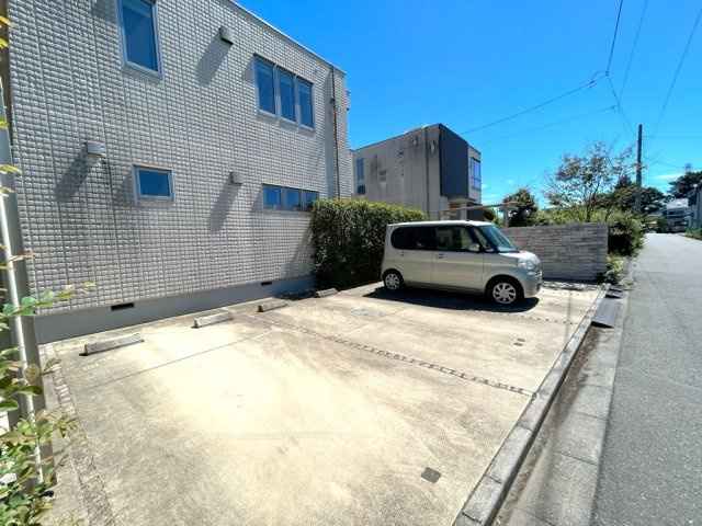 サザンコートの駐車場