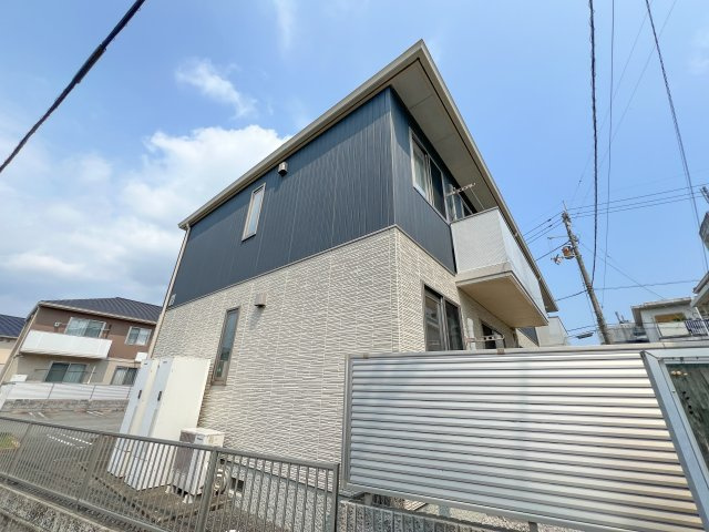 シャーメゾン・ル・プレ B棟の外観