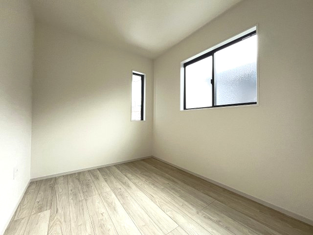 【子供部屋】 | 春日市塚原台2丁目1期　1号棟（全1棟）【仲介手数料無料・0円】 | 現地写真。