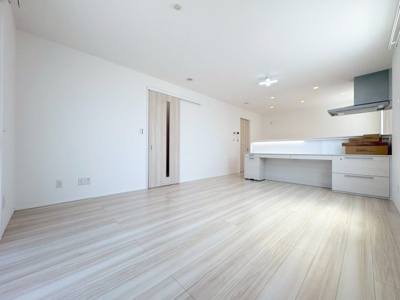 【居間・リビング】 | 豊中市服部本町2丁目貸家