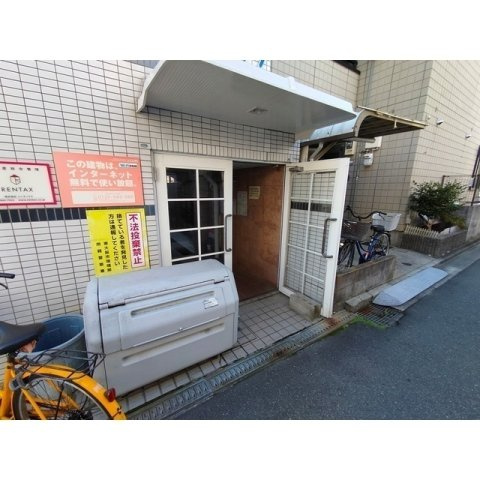 コーポ99　近畿大学一人暮らしのエントランス