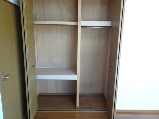 ムーンテラス片山S館の収納