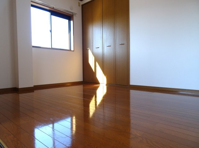 ムーンテラス片山S館の洋室