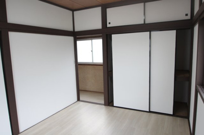 【洋室】 | 岡田貸家