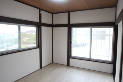 【洋室】 | 岡田貸家