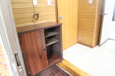 【玄関】 | 岡田貸家