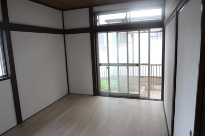 【洋室】 | 岡田貸家