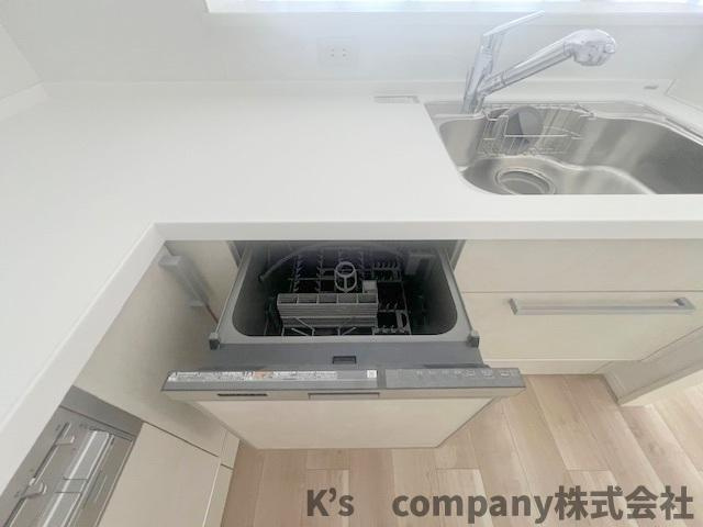 ●茅ヶ崎市今宿　ダイアパレス・エクシード茅ヶ崎のキッチン|食器洗い乾燥機付きで家事の時短に役立ちます◇
