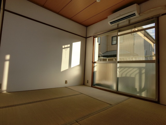 中ノ山ハイツの和室