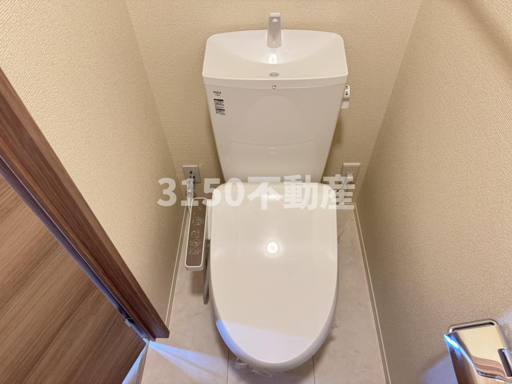 D-ROOM本荘WESTのトイレ