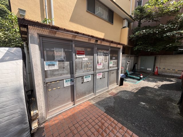 集合ごみ置き場