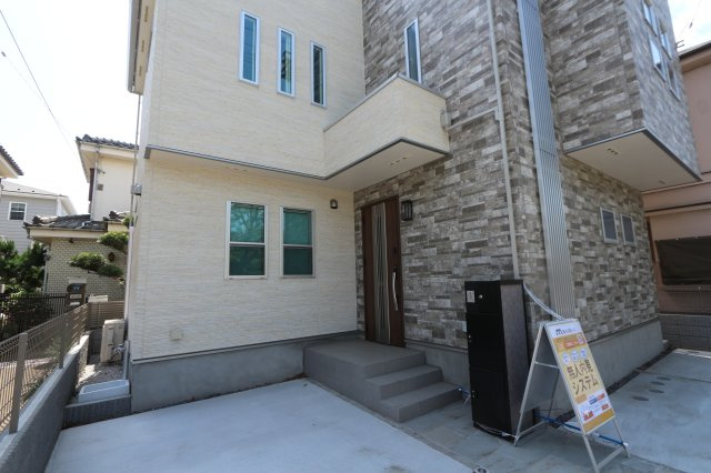 【QUAD】 東大和市向原４丁目の外観