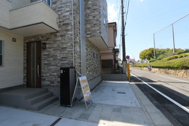 【QUAD】 東大和市向原４丁目の外観