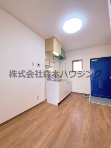 【居間・リビング】 | 　ジャルダン | 使いやすいキッチンスペースです