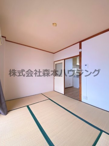 【和室】 | 　ジャルダン | 和室ならではの温かな和の空間で寛ぎの時間を過ごせます