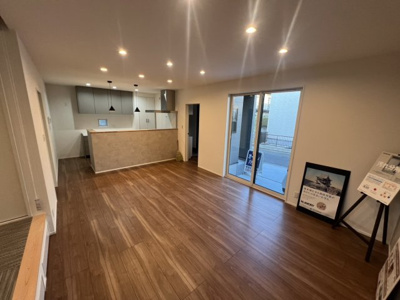 【居間・リビング】 | セルリアンステージ岩国市尾津町一丁目