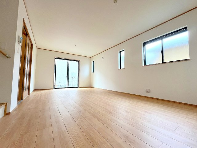 あきる野市下代継　全2棟　新築分譲の居間・リビング