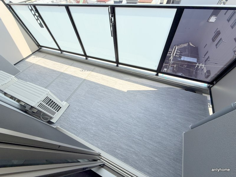 アーバネックス中崎町2　仲介手数料無料のバルコニー