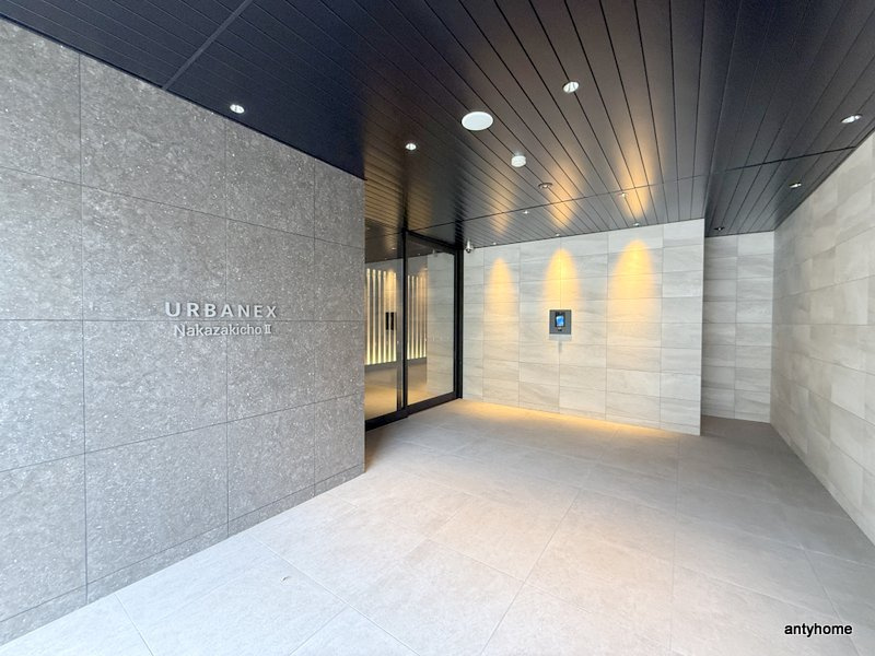 アーバネックス中崎町2　仲介手数料無料のエントランス