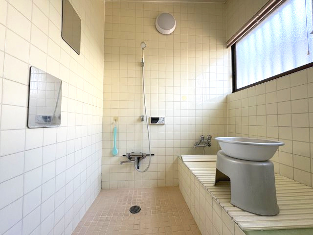 300㎡越えの宅地！　鹿沼市上殿町　中古戸建の浴室|日々の暮らしに欠かせないお風呂です