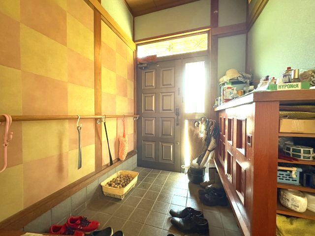 300㎡越えの宅地！　鹿沼市上殿町　中古戸建の玄関|シンプルで使いやすい玄関です