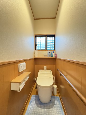 300㎡越えの宅地！　鹿沼市上殿町　中古戸建のトイレ|トイレは計2か所ございます
