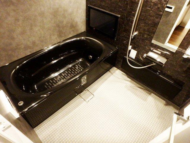 アルス西宮ルシーディアの浴室