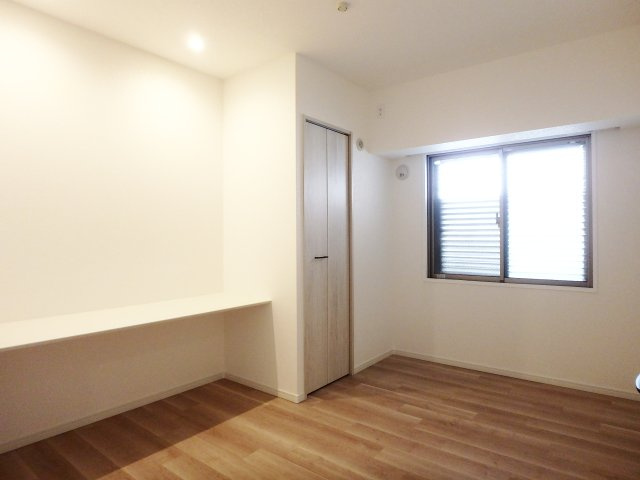 アルス西宮ルシーディアの洋室