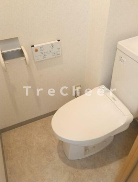 ツーウッズ目白ビルディングのトイレ