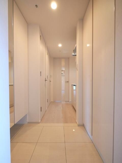 オーパスレジデンス武蔵小山の玄関