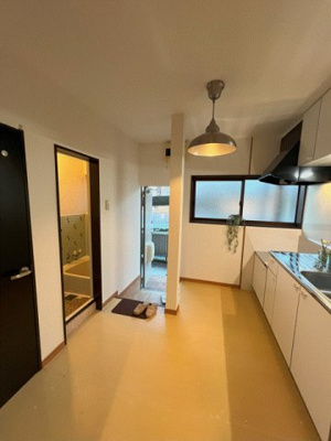 【玄関】 | 弥生荘