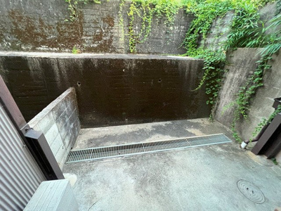 【バルコニー】 | 弥生荘