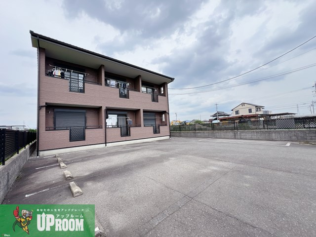 ブリイエーシャトウの駐車場