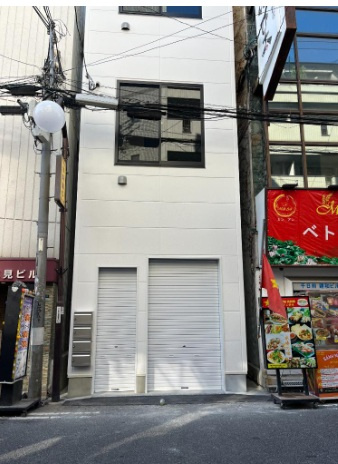 千日前ビルの外観