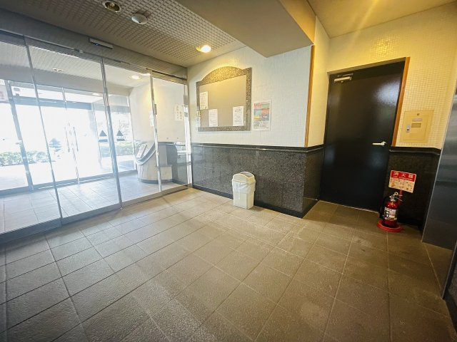 ローズアヴェニュー西巣鴨のエントランス