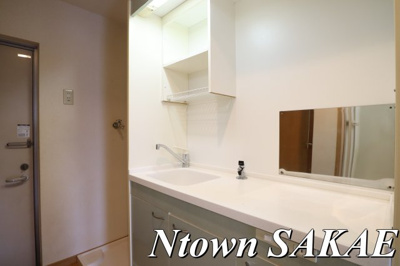 【洗面所】 | プルミエ | 明るい洗面所です